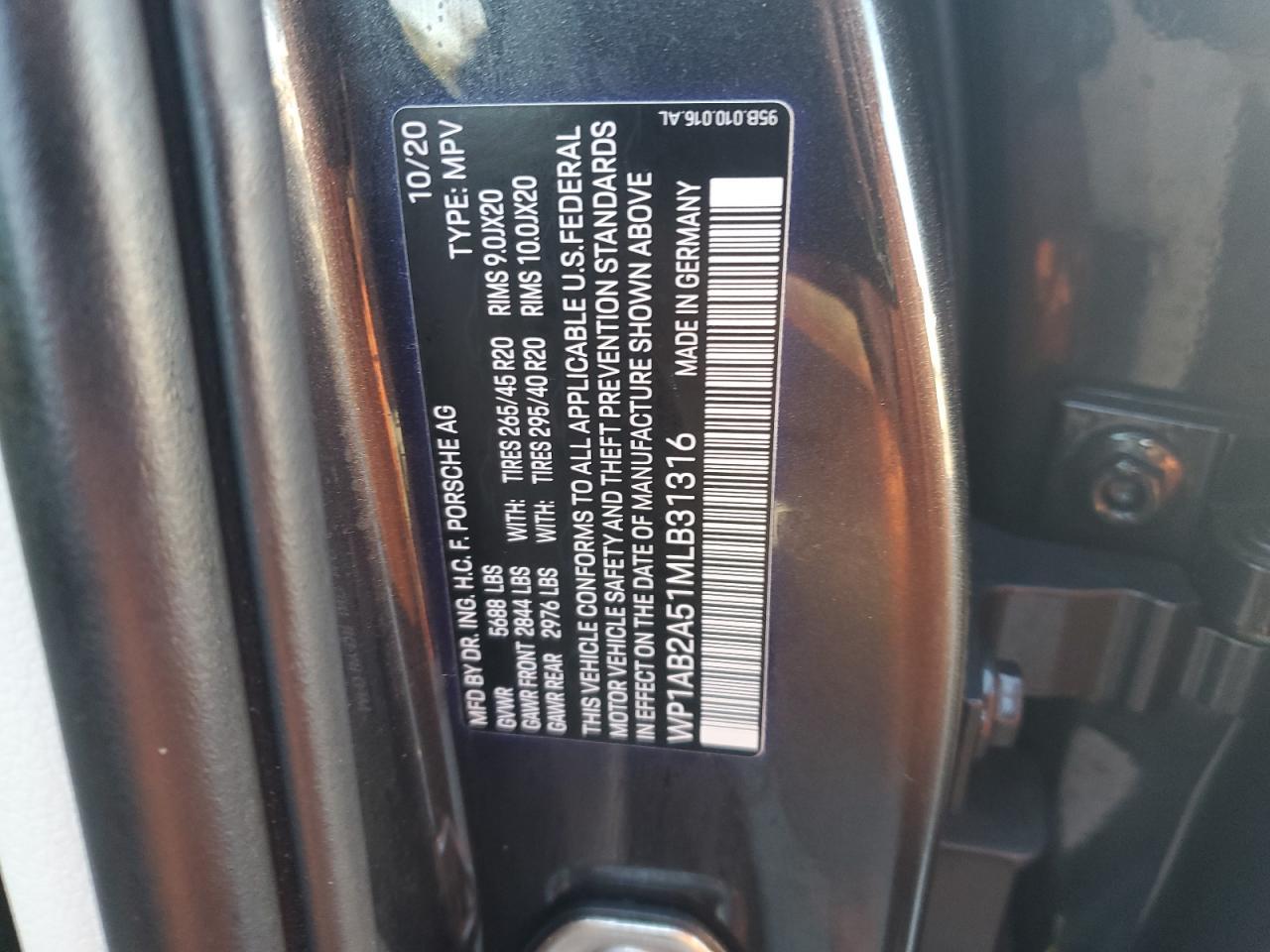 2021 PORSCHE Macan