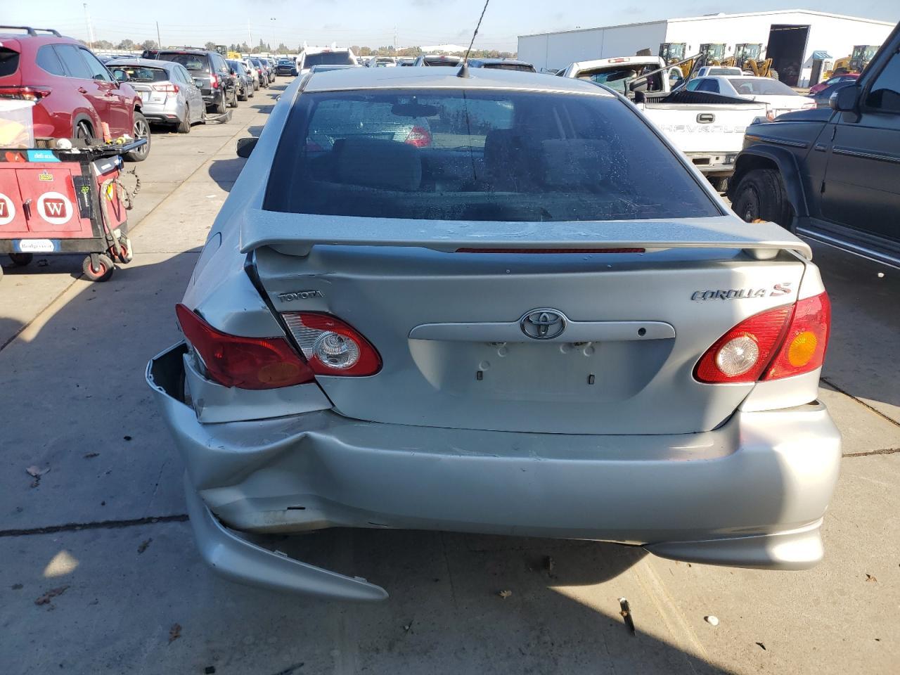 2004 TOYOTA COROLLA