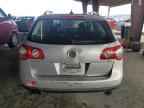 2010 VOLKSWAGEN Passat