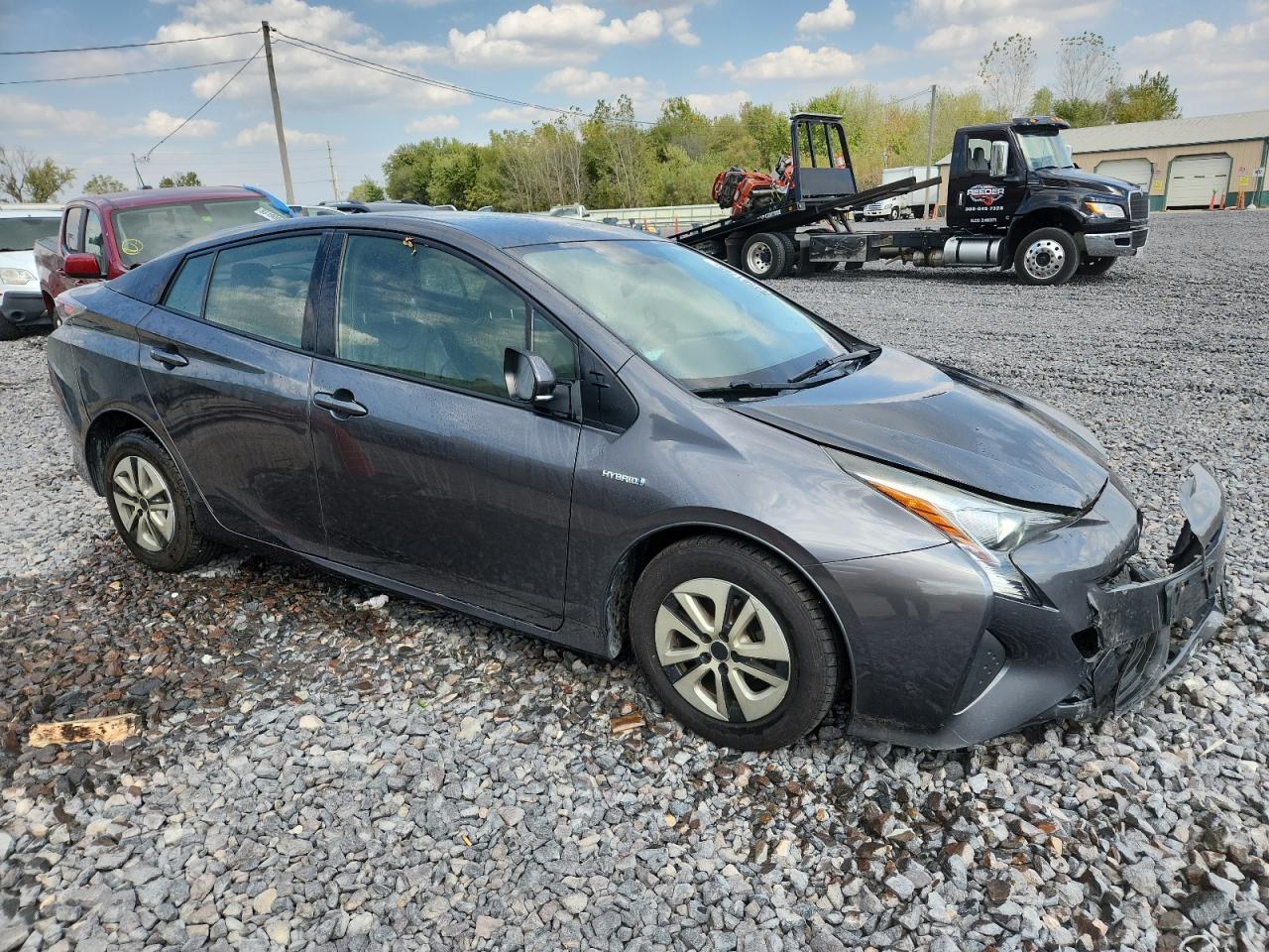 2016 TOYOTA PRIUS