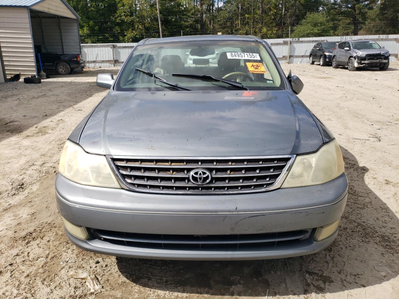 2004 TOYOTA Avalon
