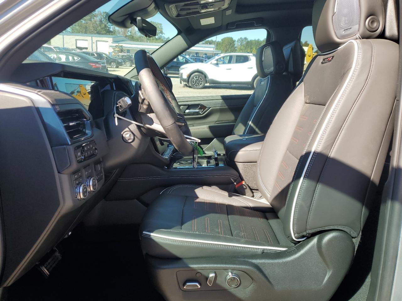 2025 GMC Yukon