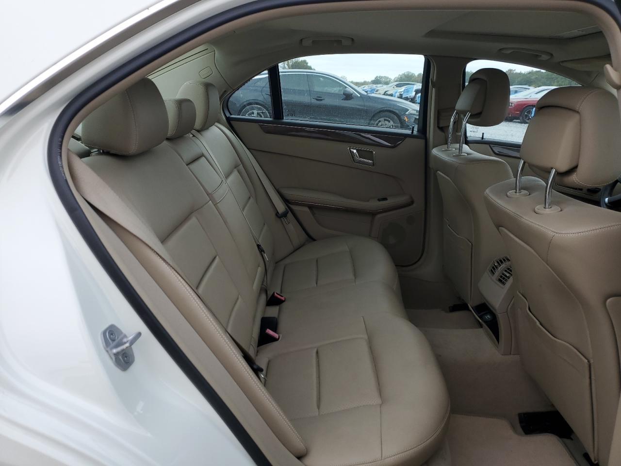 2011 MERCEDES-BENZ E-Class
