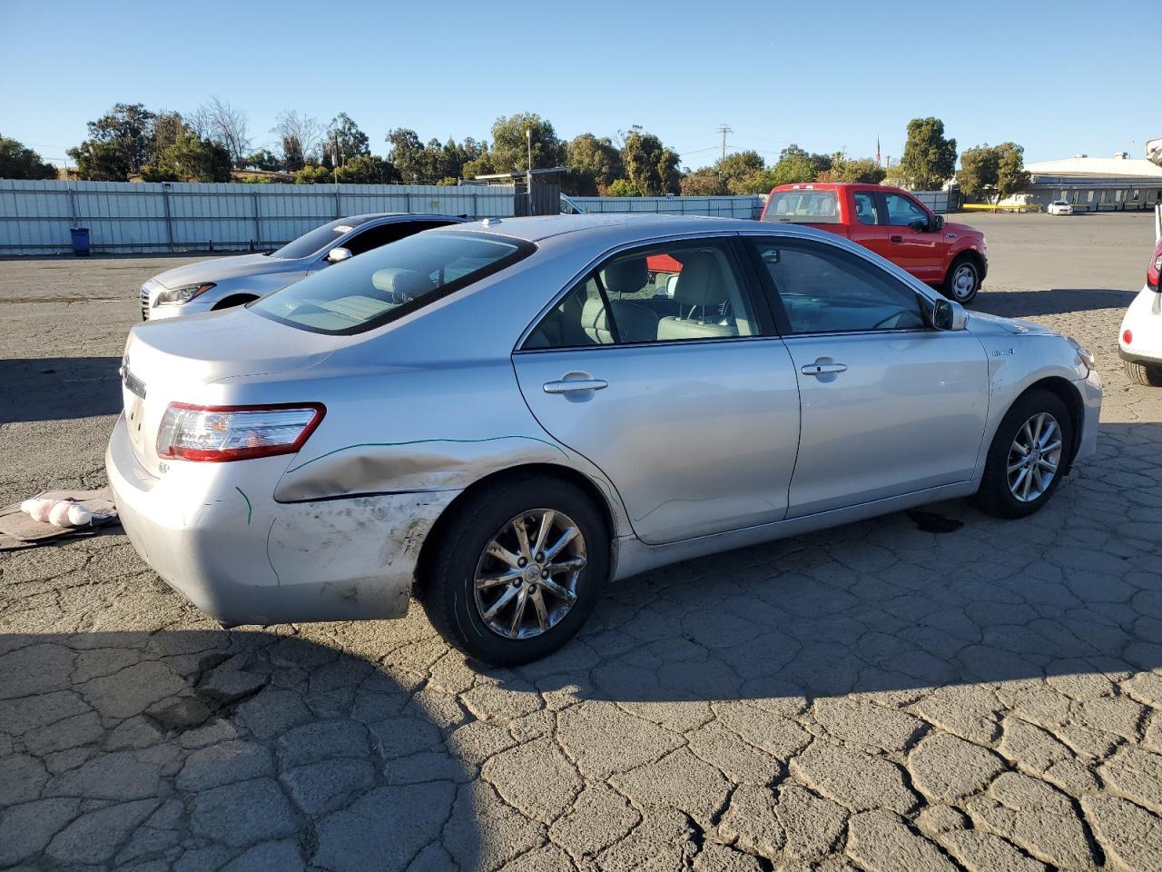 2010 TOYOTA CAMRY