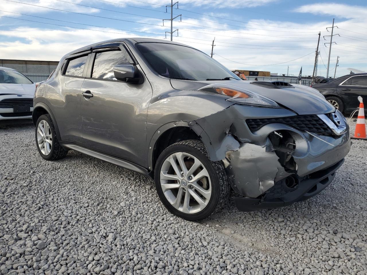 2016 NISSAN Juke