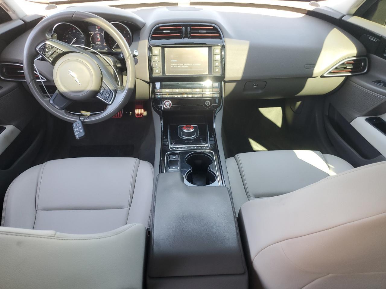 2017 JAGUAR XE