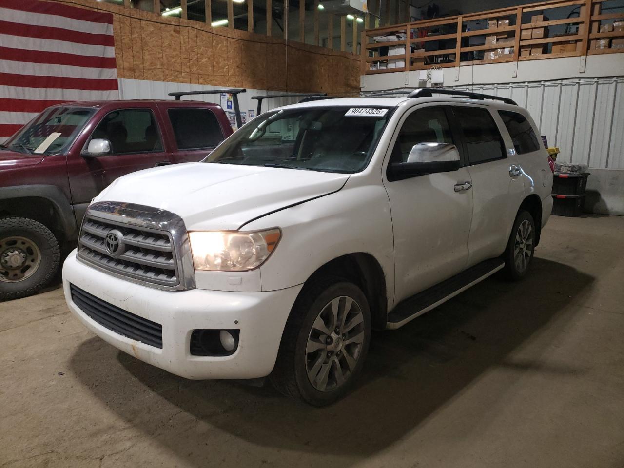 2010 TOYOTA Sequoia