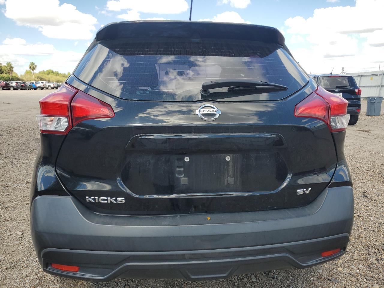 2018 NISSAN KICKS