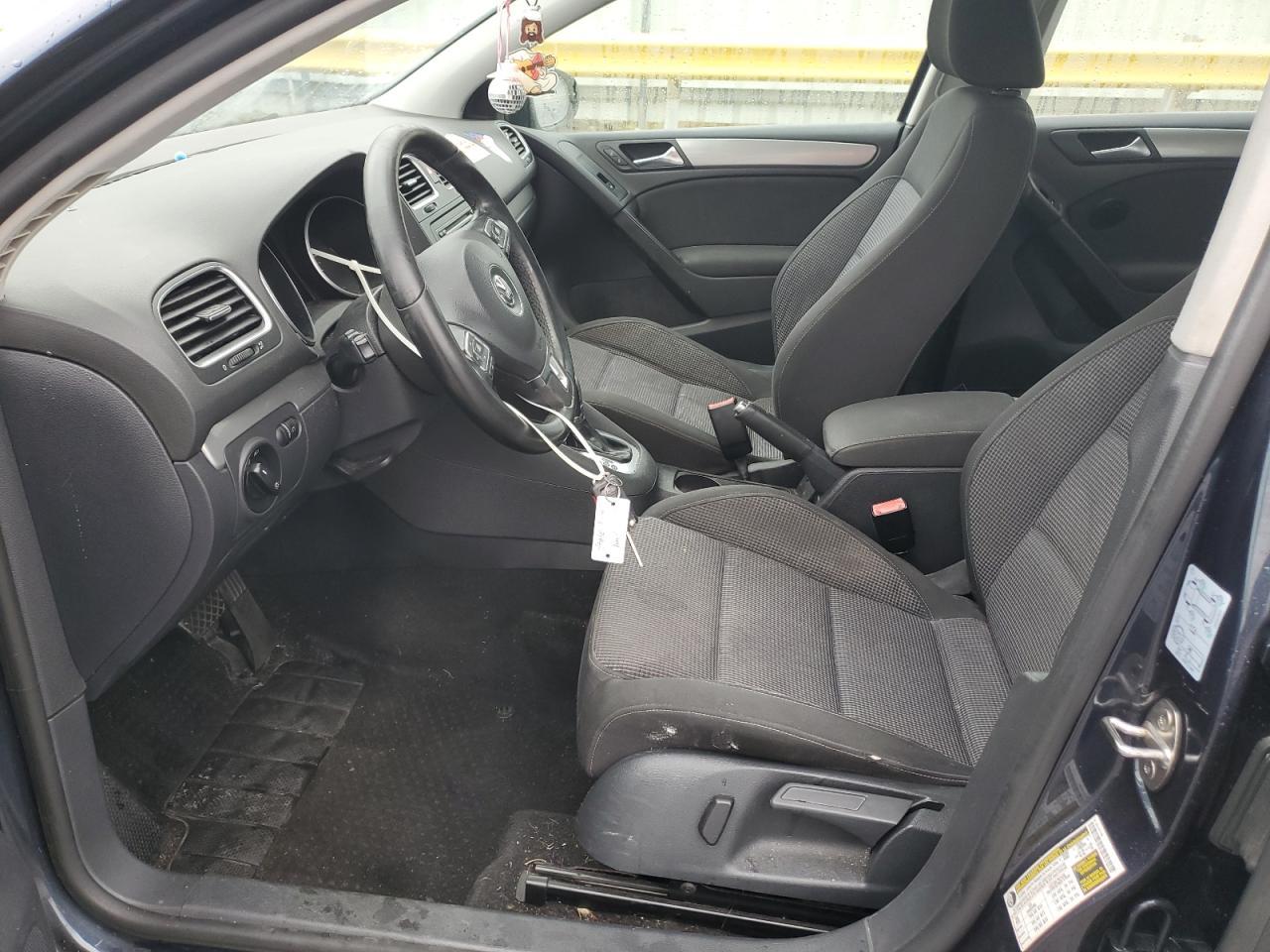 2013 VOLKSWAGEN GOLF