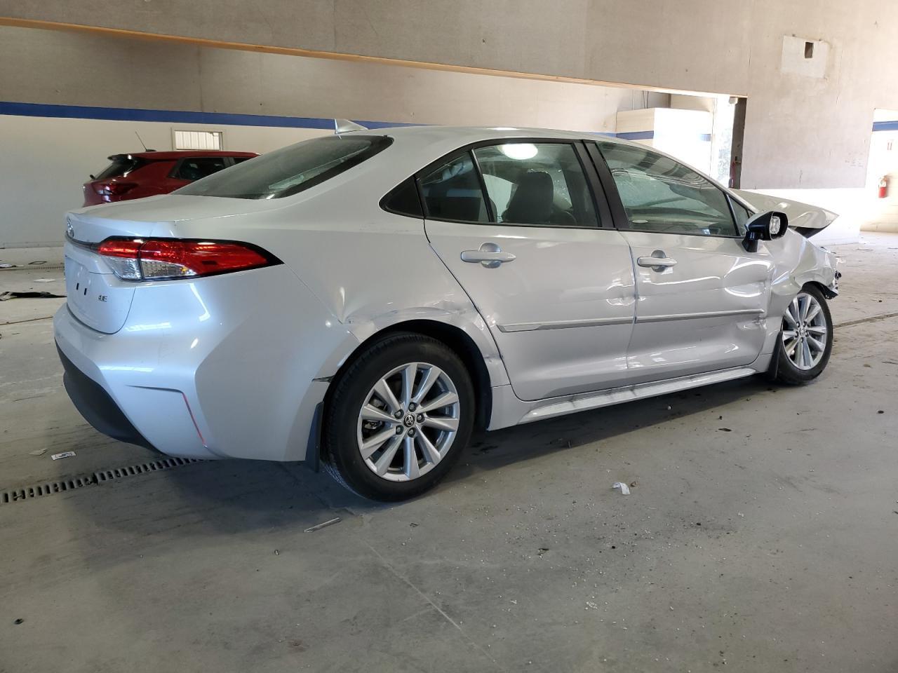2025 TOYOTA COROLLA
