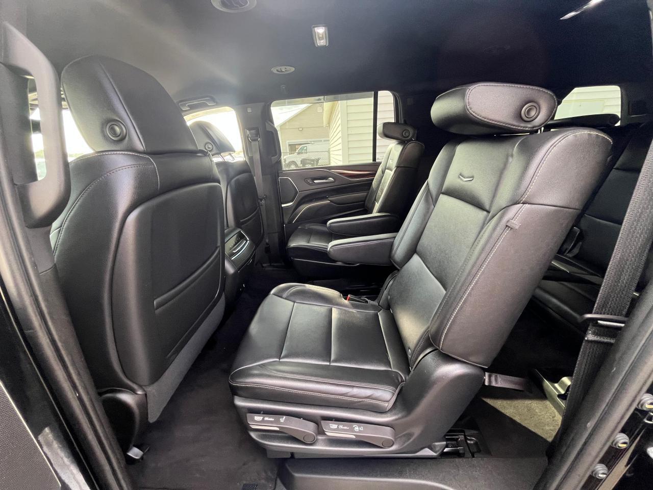 2023 CADILLAC Escalade ESV
