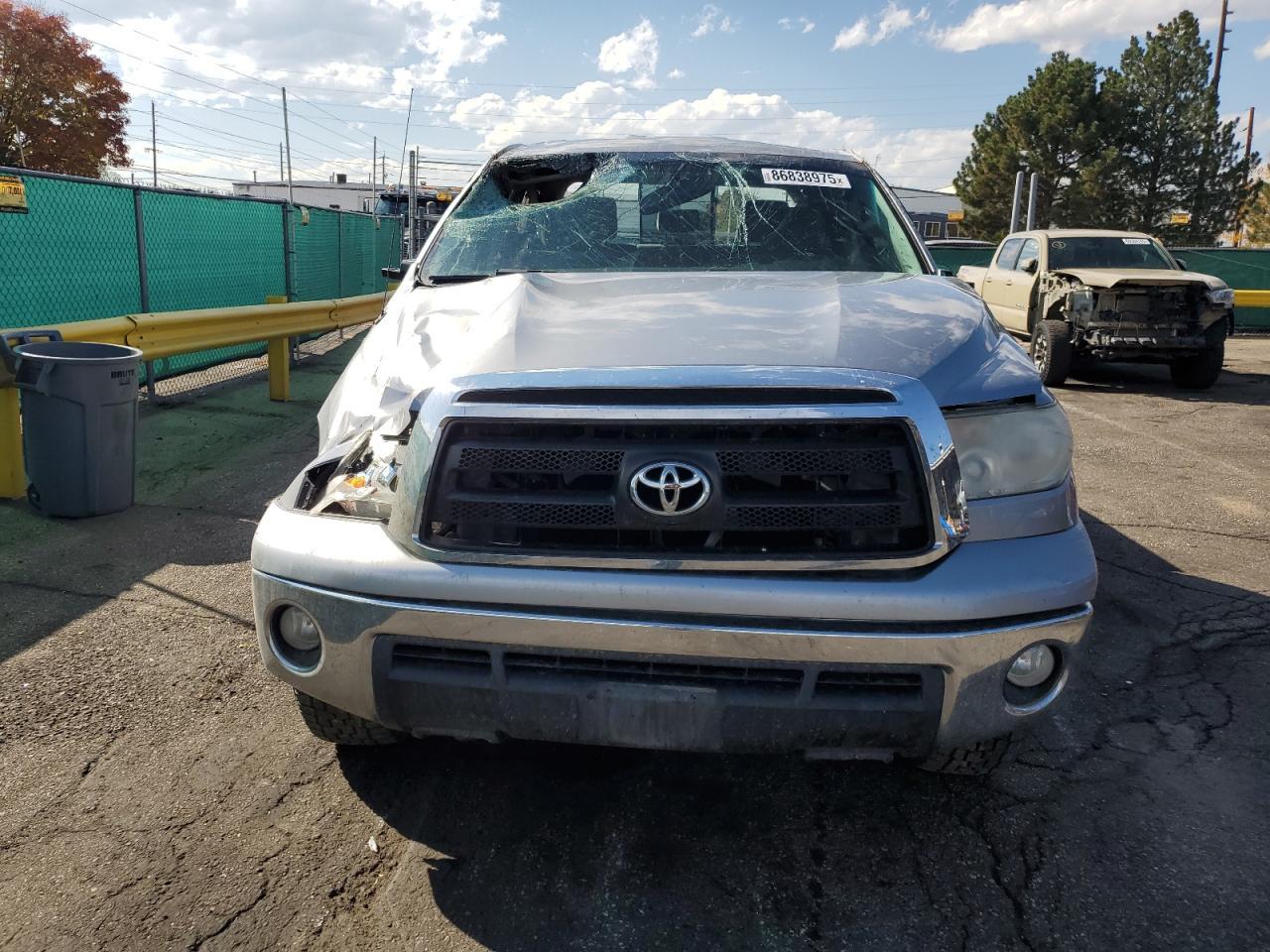 2012 TOYOTA TUNDRA