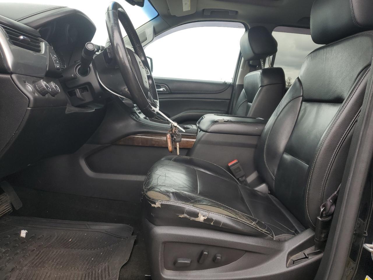 2016 CHEVROLET Suburban