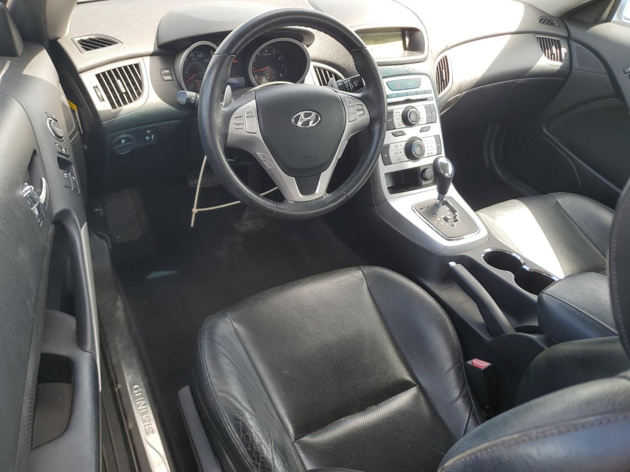 2010 HYUNDAI GENESIS