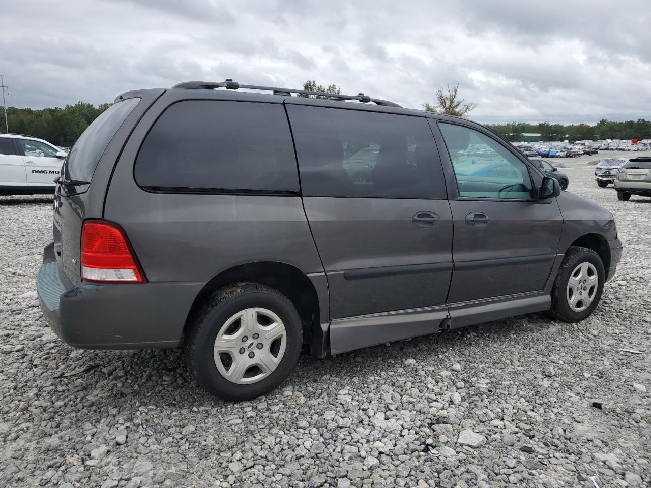2005 FORD Freestar