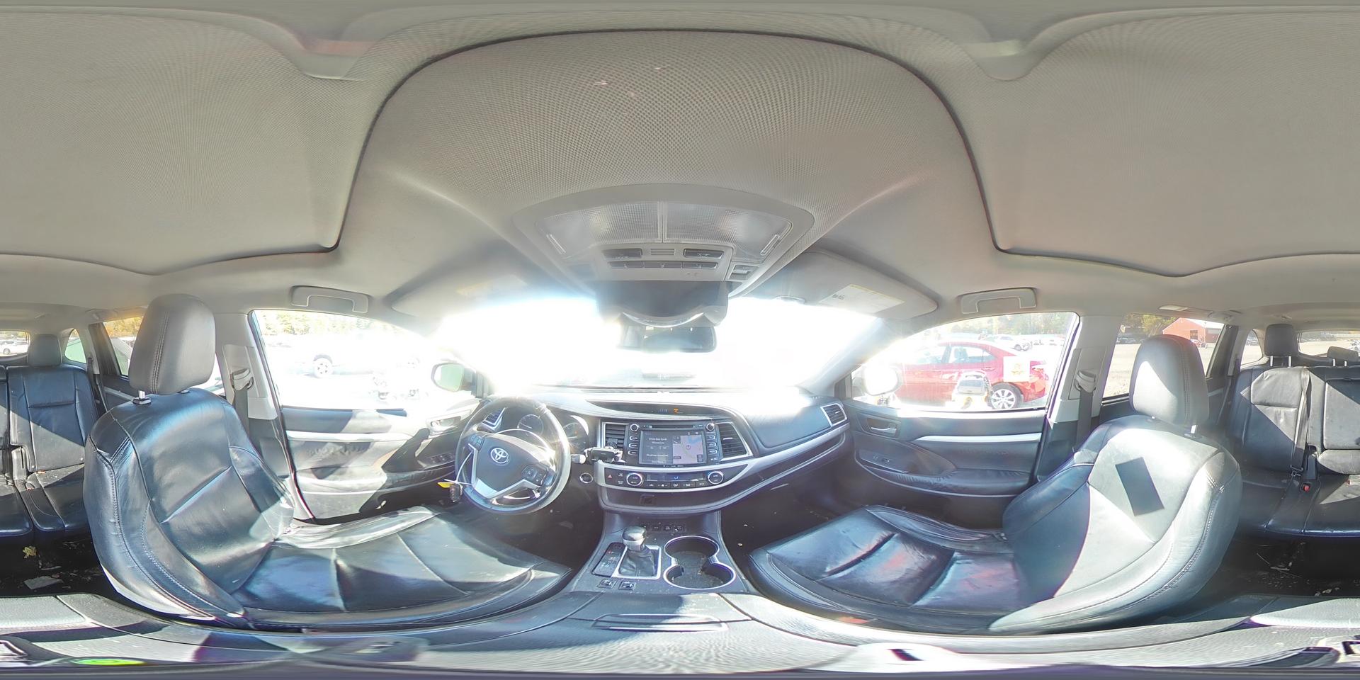 2016 TOYOTA HIGHLANDER