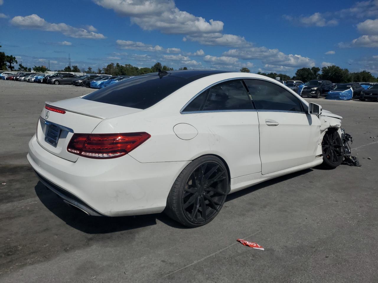 2016 MERCEDES-BENZ E-Class
