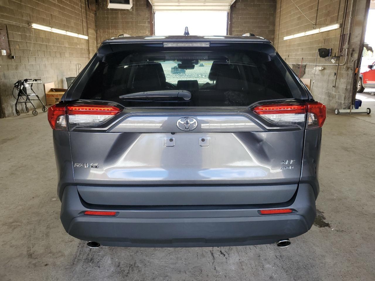 2021 TOYOTA RAV4