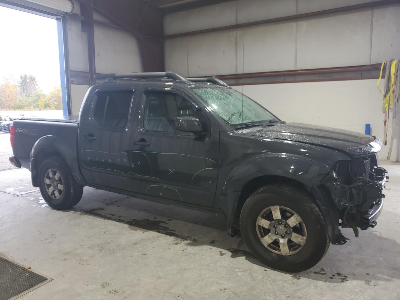 2012 NISSAN Frontier