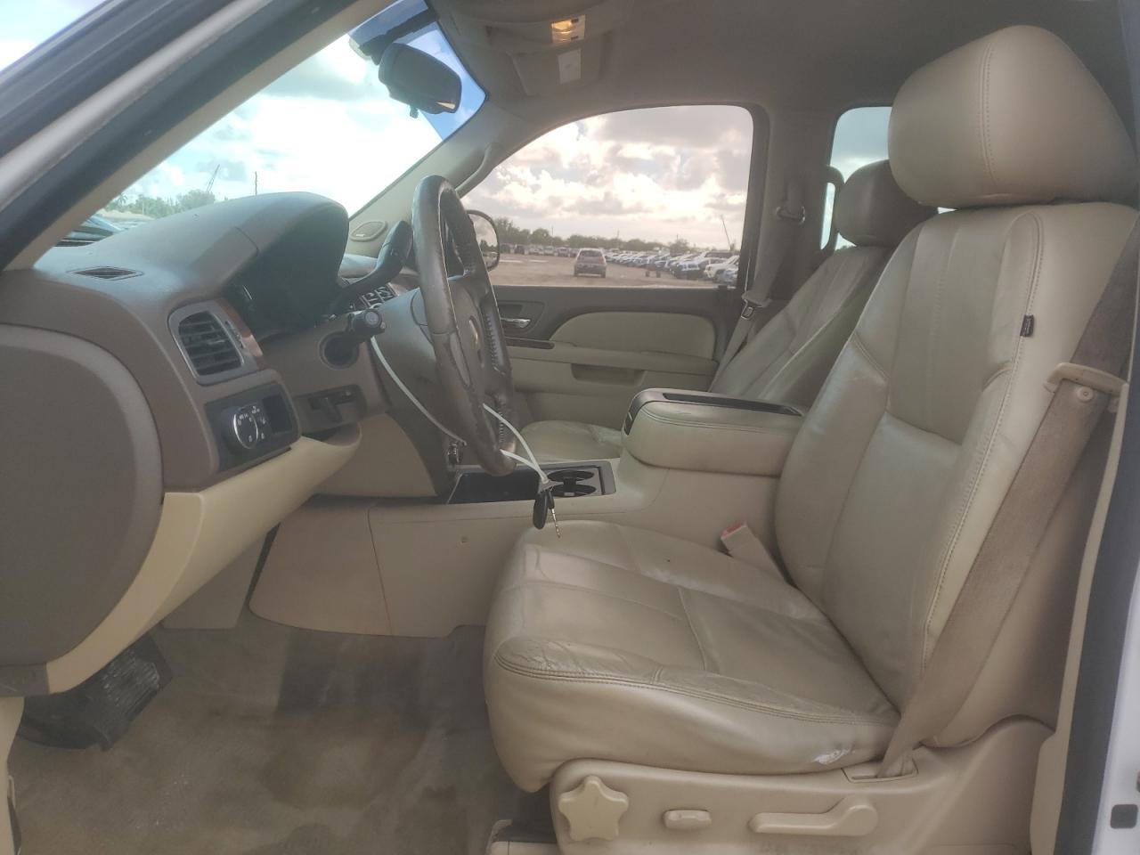 2012 CHEVROLET Tahoe