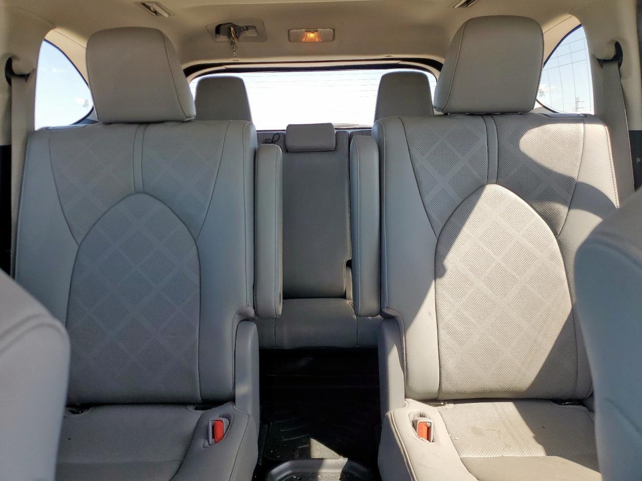 2020 TOYOTA HIGHLANDER