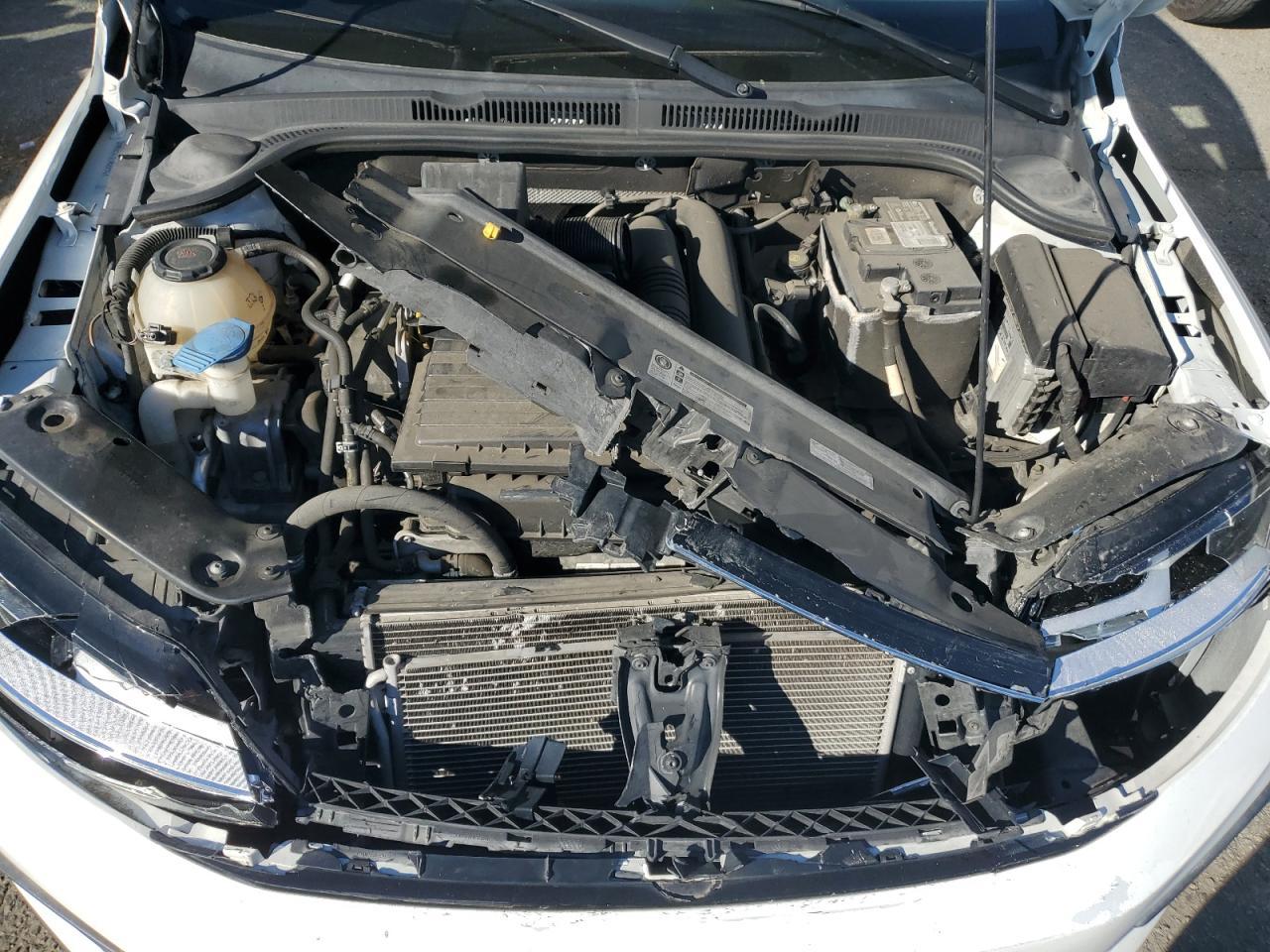 2018 VOLKSWAGEN JETTA