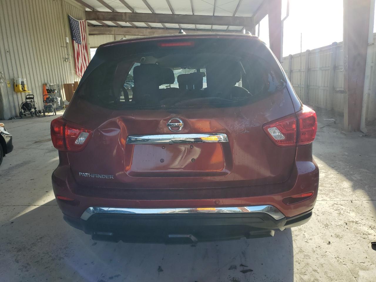 2017 NISSAN PATHFINDER