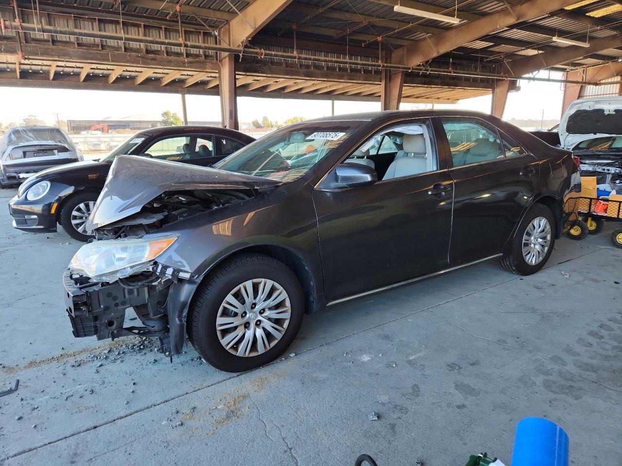 2013 TOYOTA CAMRY