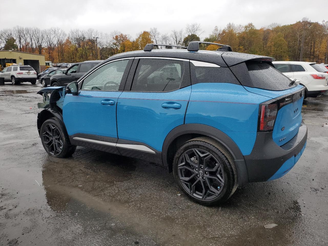 2025 NISSAN KICKS