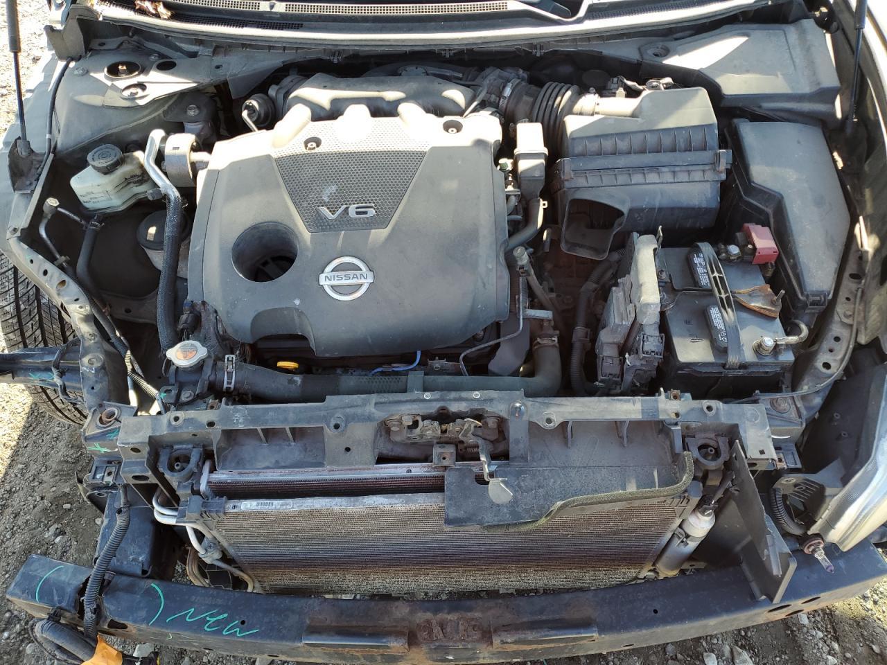 2011 NISSAN Maxima