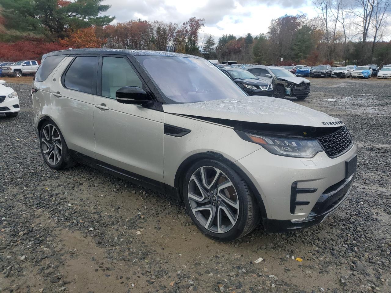 2017 LAND ROVER Discovery