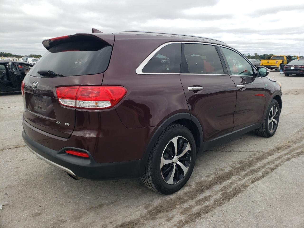 2016 KIA SORENTO