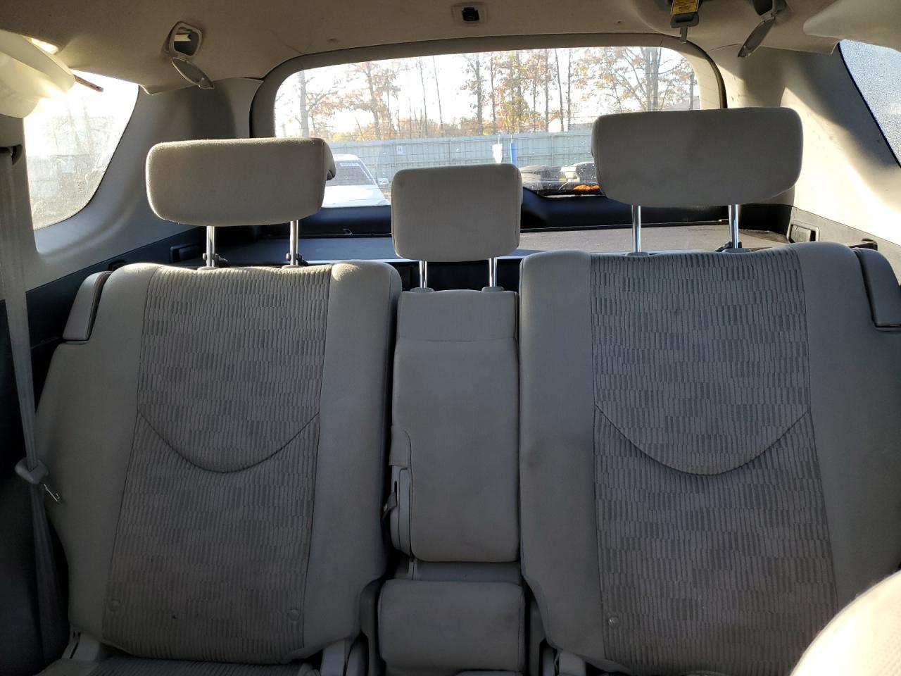 2011 TOYOTA RAV4
