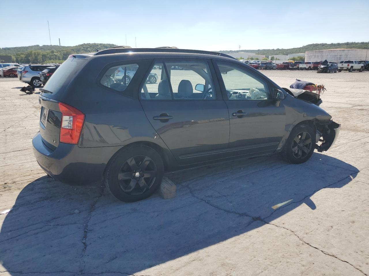 2007 KIA RONDO
