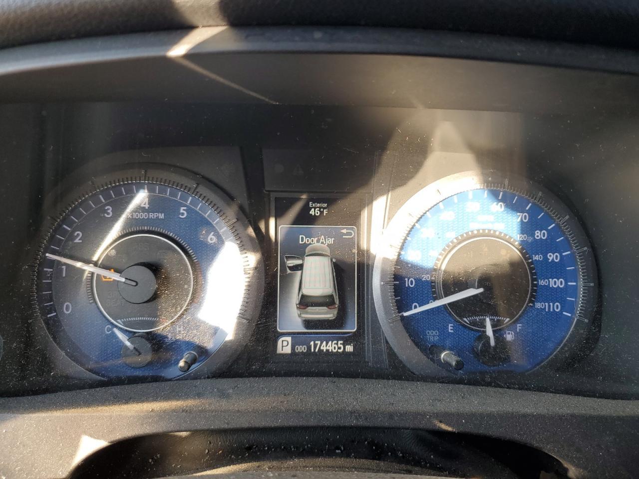 2015 TOYOTA SIENNA