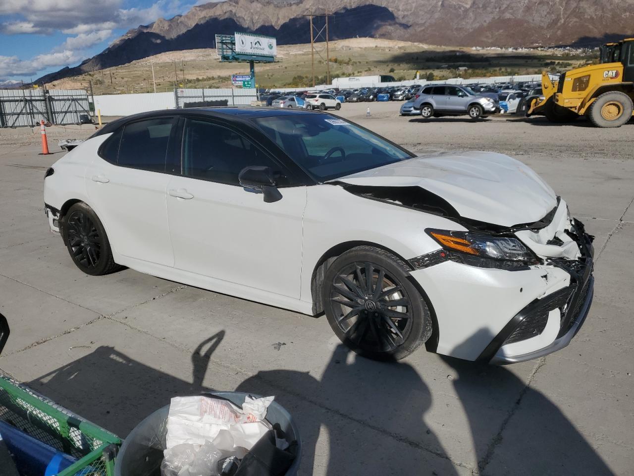 2023 TOYOTA CAMRY