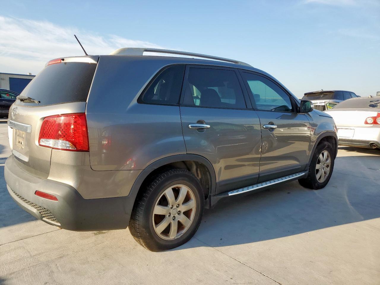 2012 KIA SORENTO