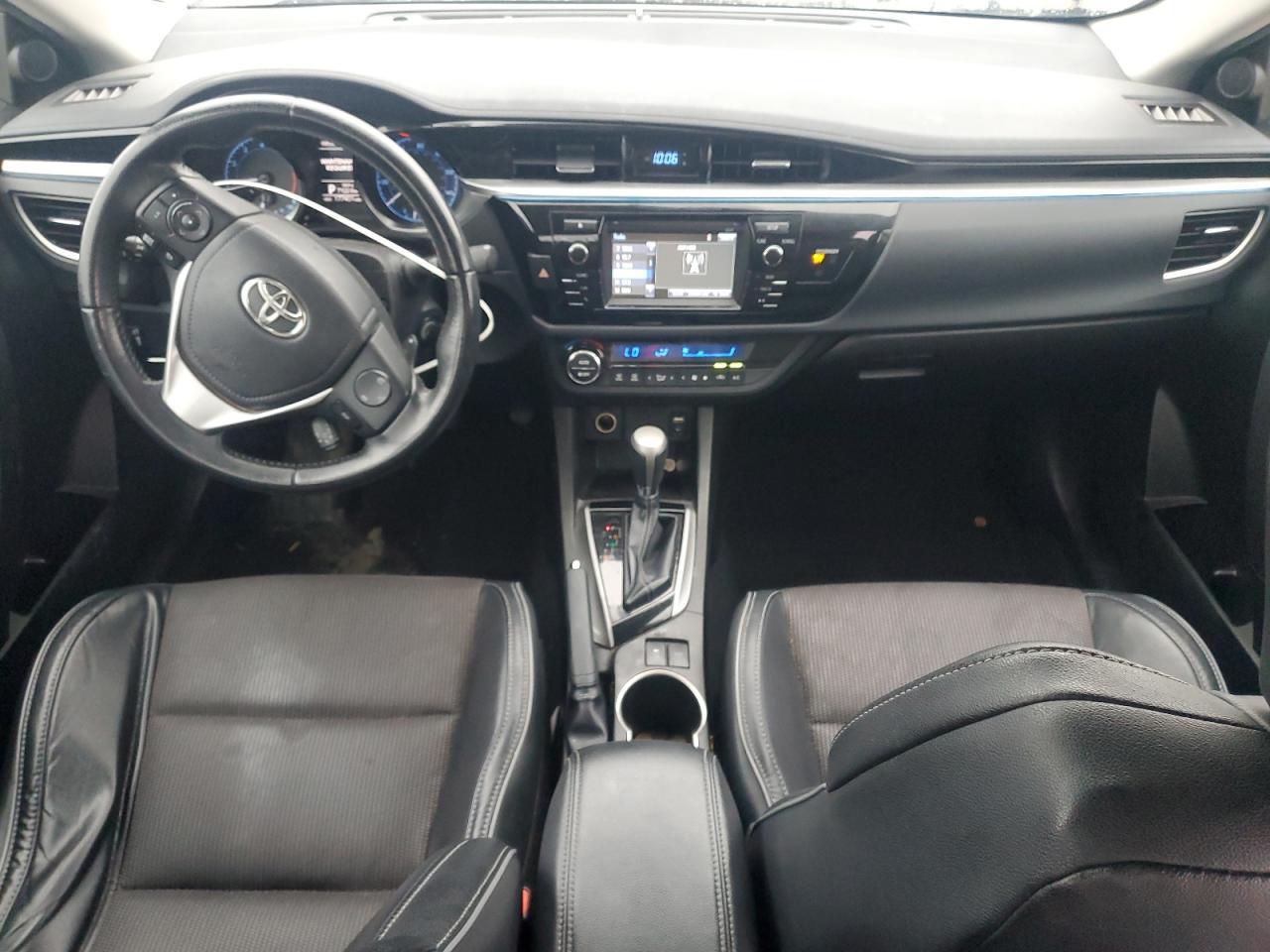 2015 TOYOTA COROLLA