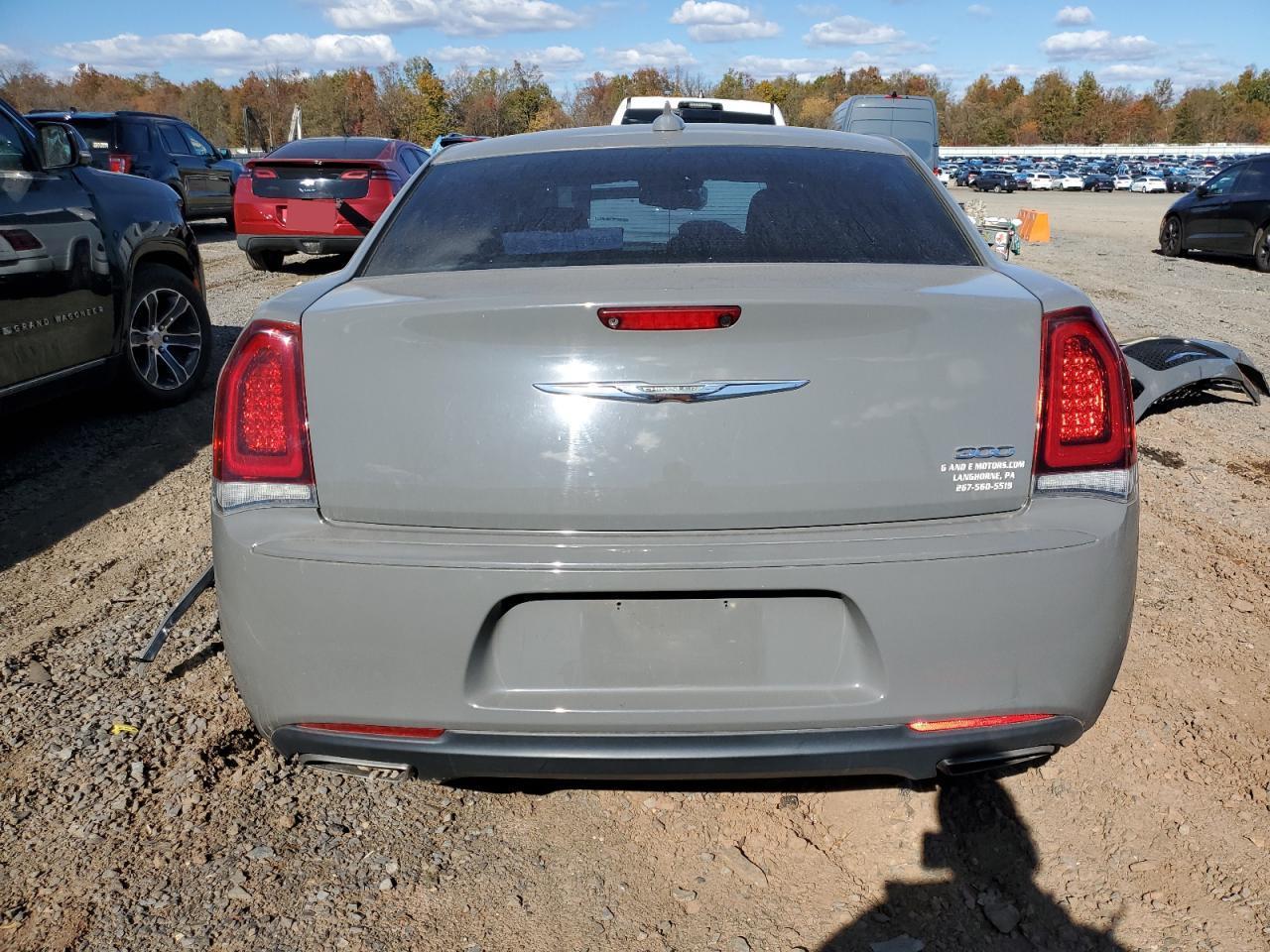 2018 CHRYSLER 300
