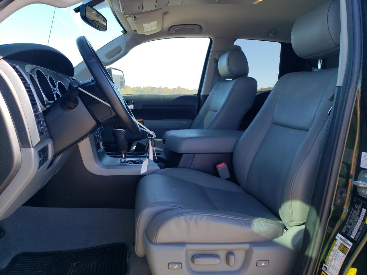 2011 TOYOTA TUNDRA