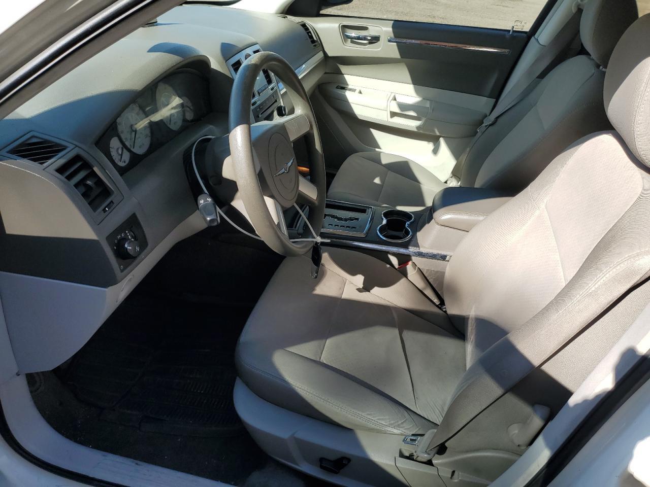 2009 CHRYSLER 300
