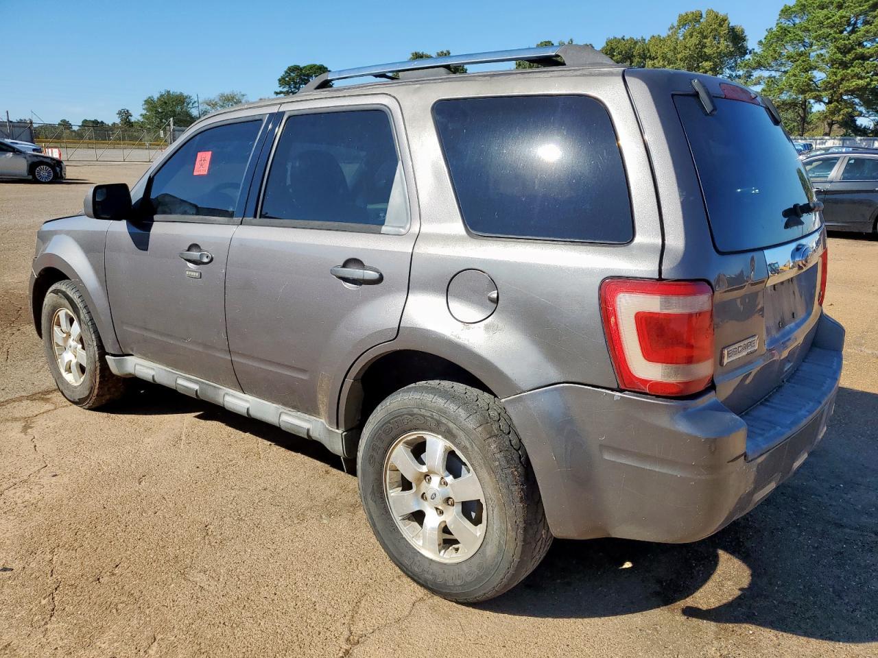 2011 FORD ESCAPE