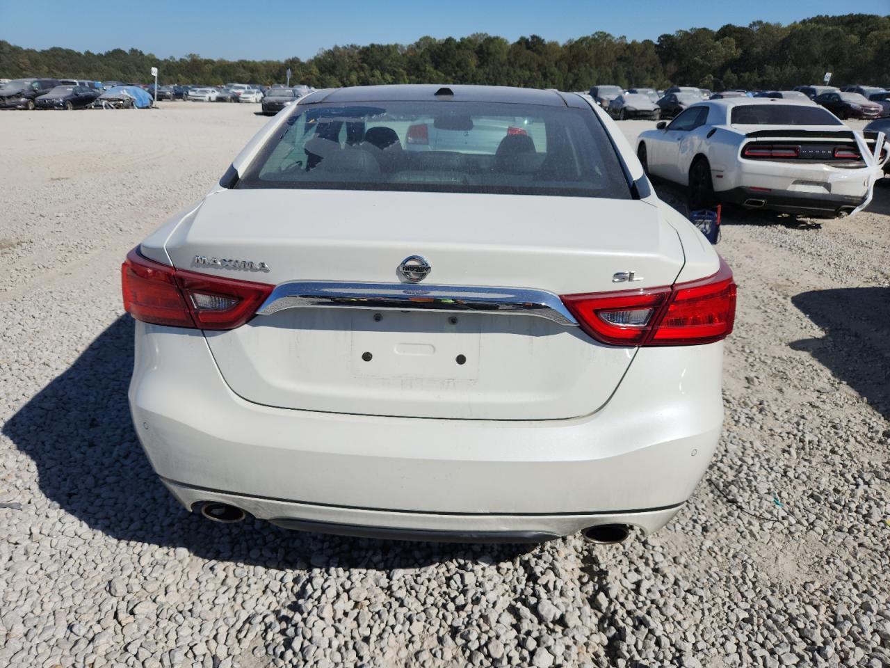 2017 NISSAN Maxima