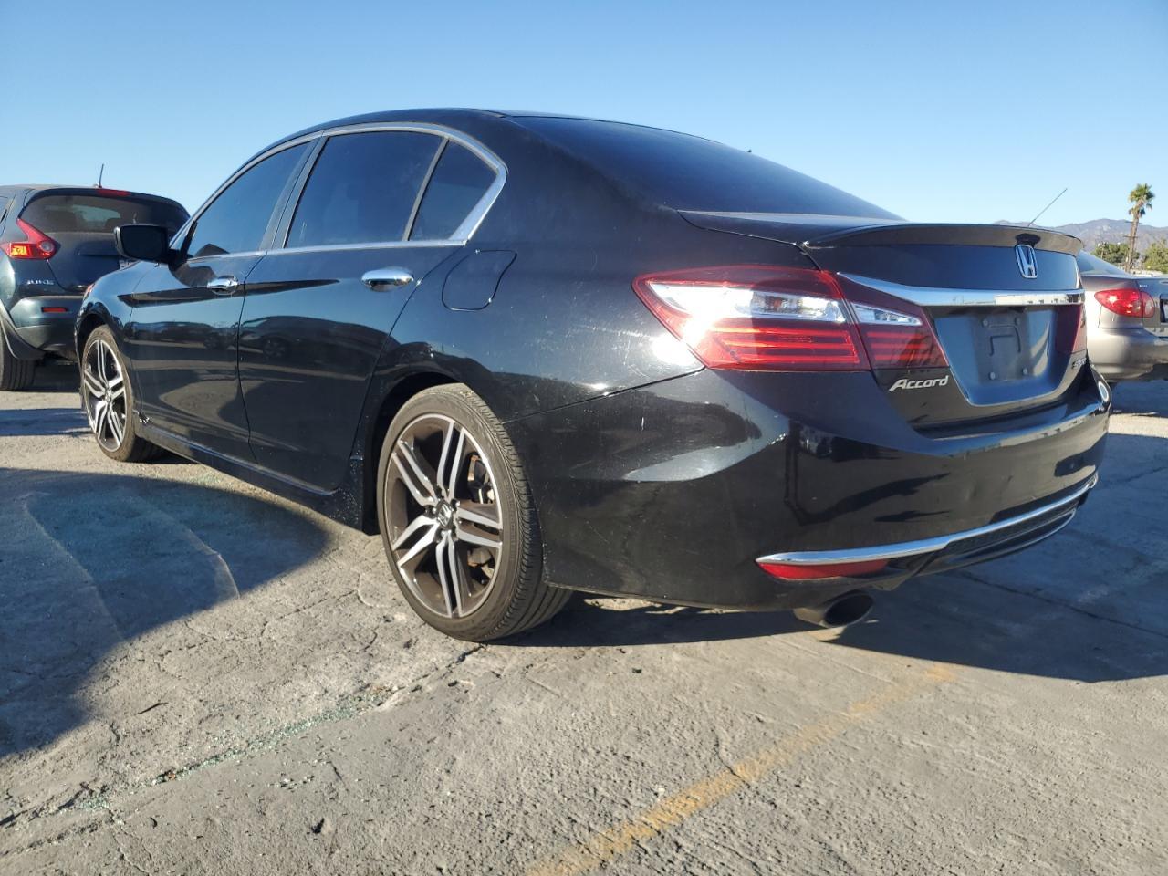2017 HONDA ACCORD