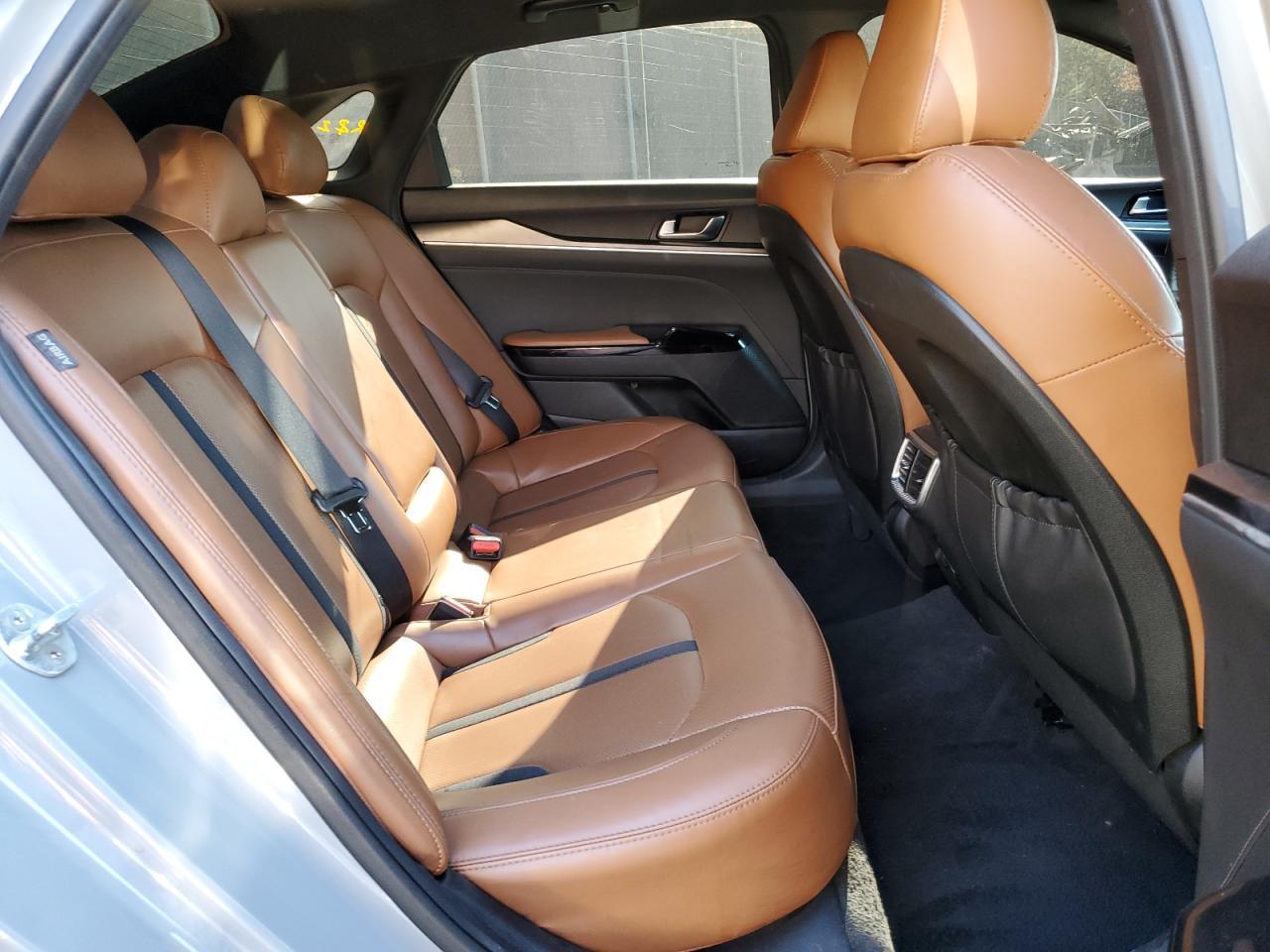 2023 KIA K5