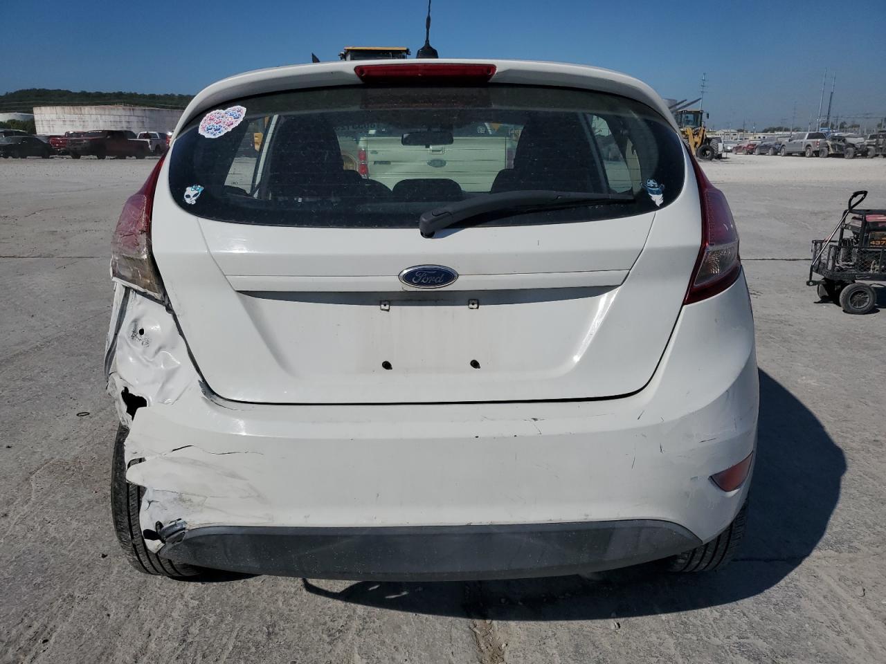 2015 FORD Fiesta