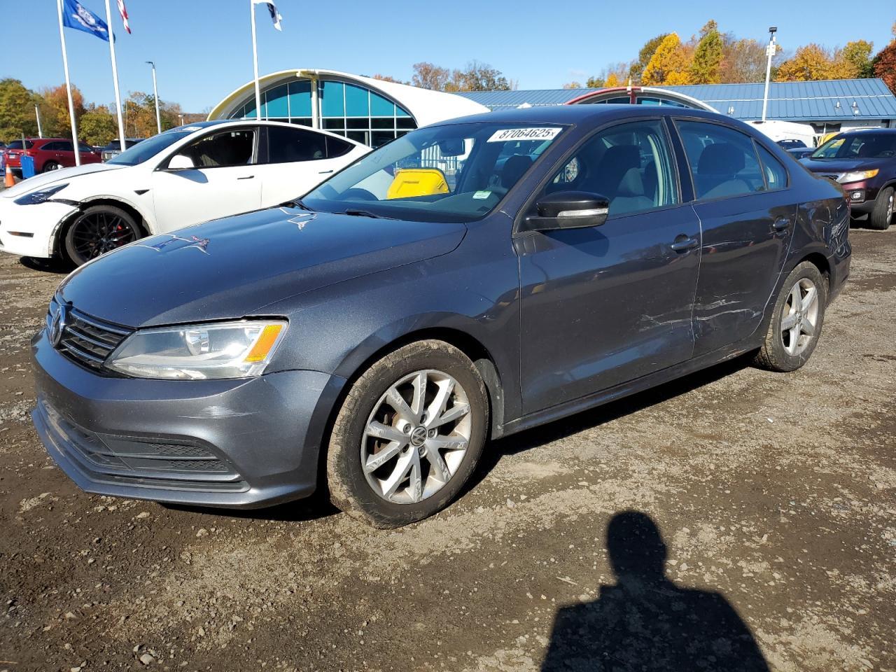 2016 VOLKSWAGEN JETTA