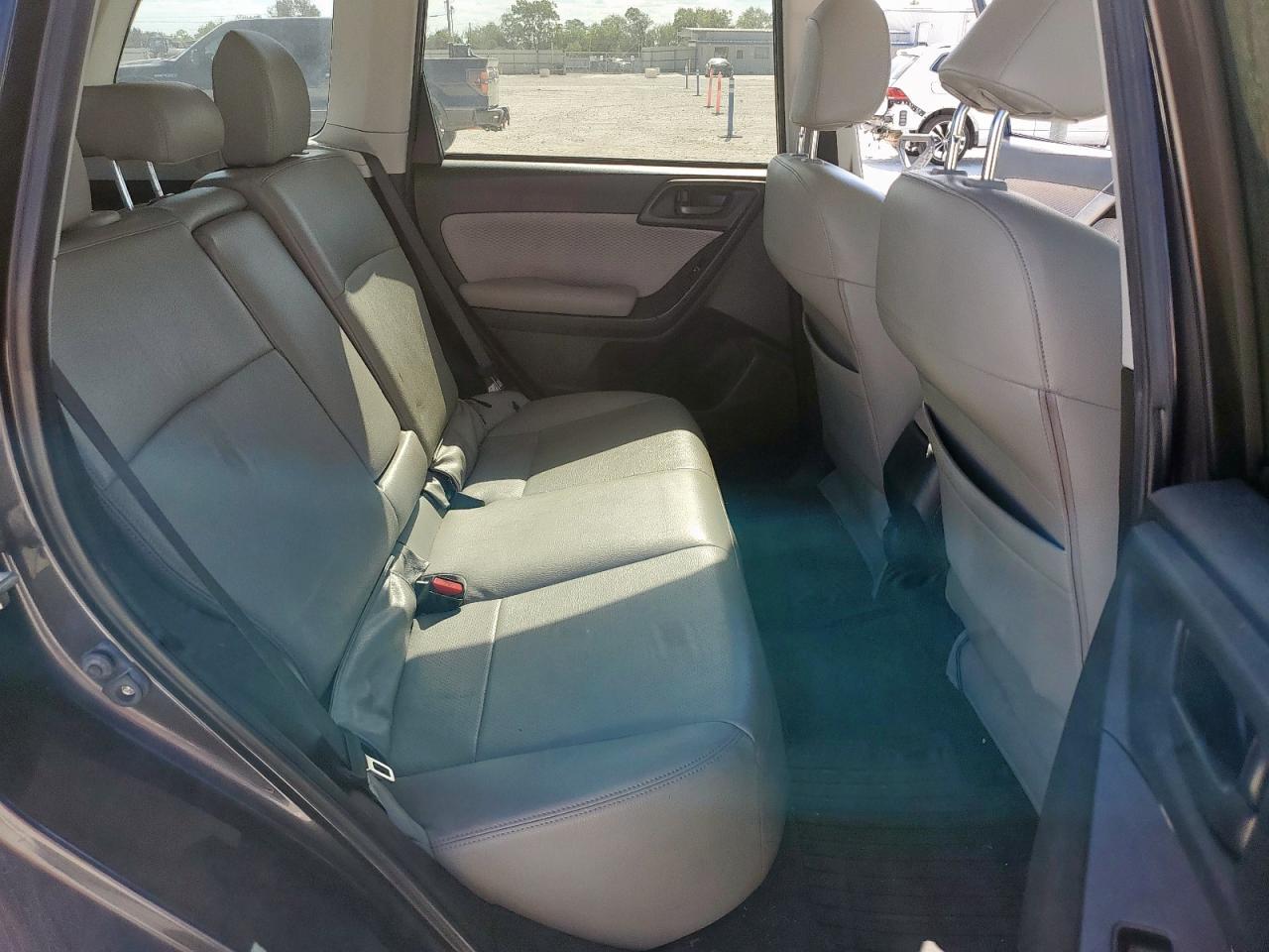 2017 SUBARU FORESTER