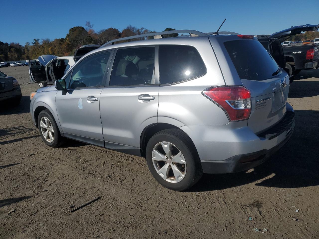 2015 SUBARU FORESTER