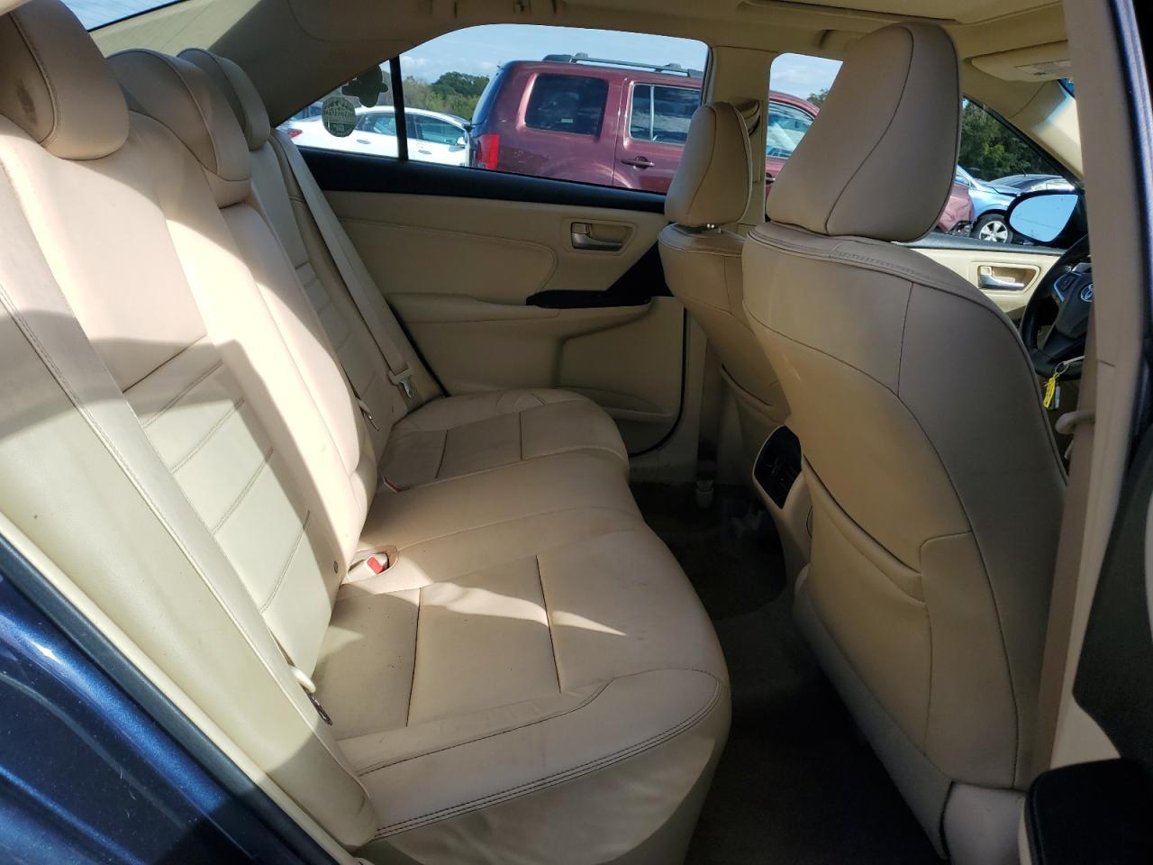 2016 TOYOTA CAMRY